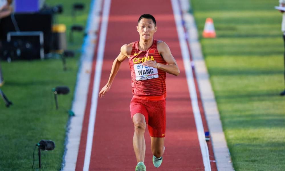 上轮联赛，曼城2-2被水晶宫绝平，瓜迪奥拉日前再次谈及这场平局，他对球队的表现感到沮丧。